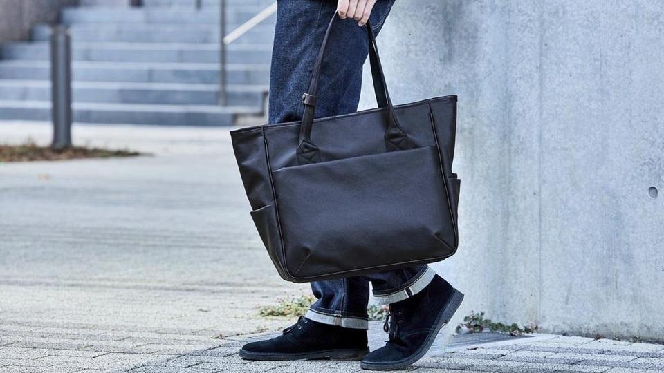 高耐久素材使用で色褪せ知らずの耐久トートバッグ「TOUGH BIG TOTE」が本日終了