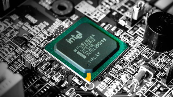 Intelの半導体製造受託事業がBroadcomのテストをクリアできなかったことが報道により明らかに