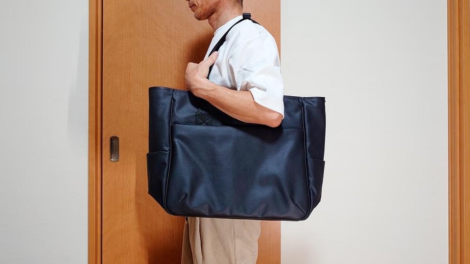 タフな外装をまとった大型トートバッグ「TOUGH BIG TOTE」