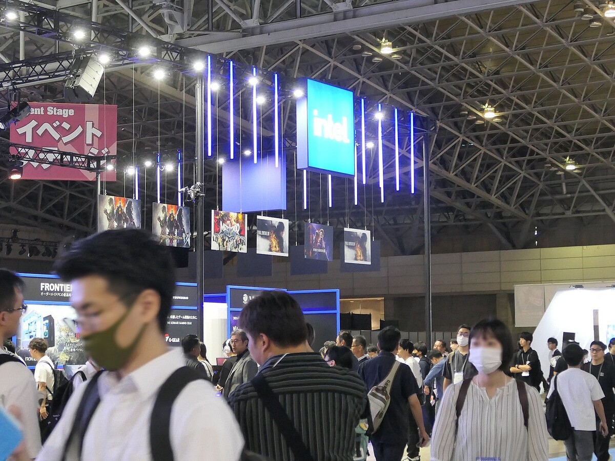 【TGS2024】インテルブースには各社パソコンが大量展示。「新CPU対応マザーボード」もチラ見せ