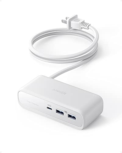 Ankerの電源タップは6台同時充電できるから…。ごちゃつきがちな配線をまとめてくれた！