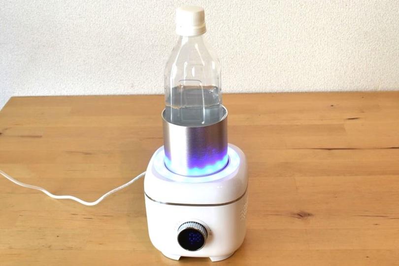 -1℃から70℃まで1℃単位で温度調節できる「卓上ドリンクホルダー」を使ってみた