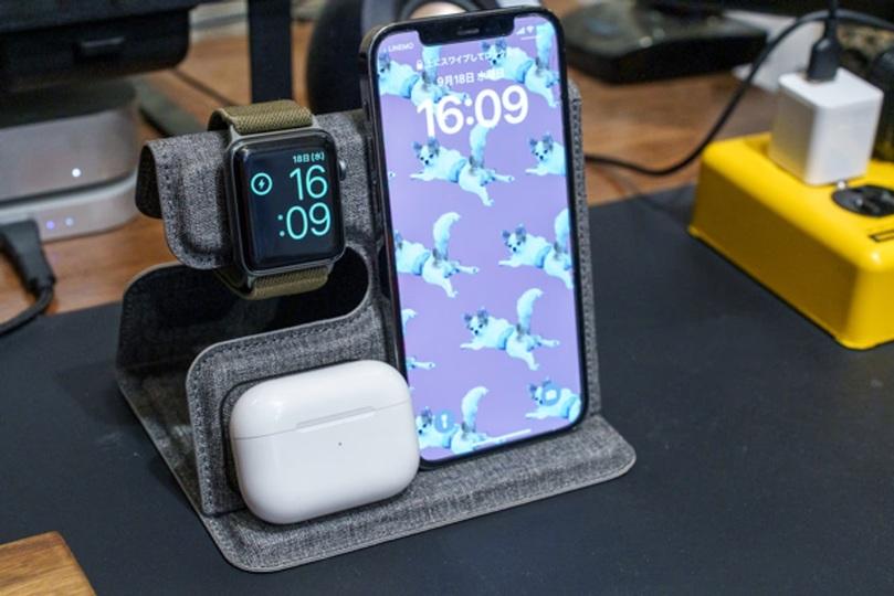 「3in1 Wireless Charger」でiPhone／Apple Watch／Air Pods Proをまとめて充電してみた