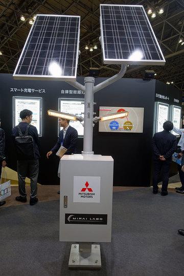 アウトランダーのバッテリーを再利用。災害時の電源にもなる街路灯 #JapanMobilityShow