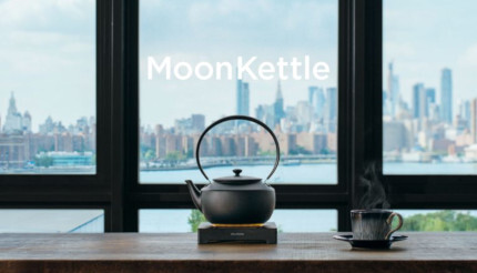 美しい電気ケトル「MoonKettle」とカセットコンロ「Table Stove」