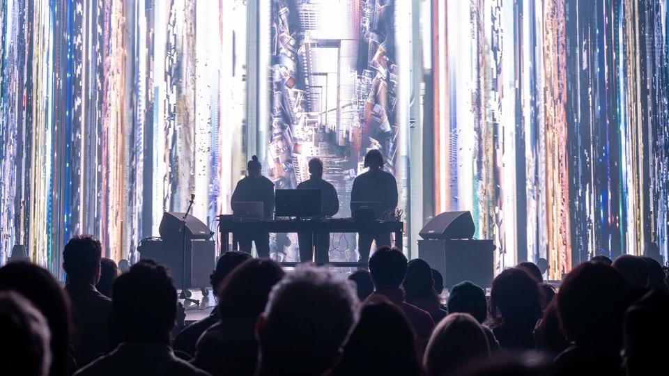 テックとアートの未来を提示する「MUTEK」が今年も渋谷で開催