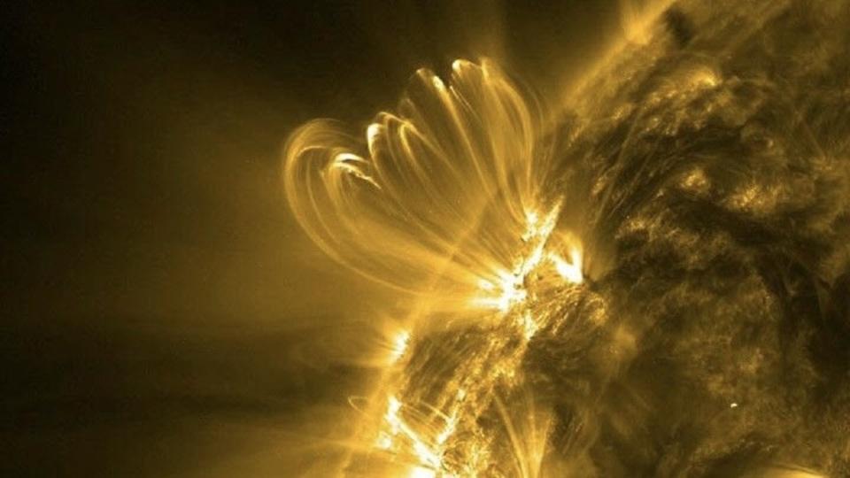 危険な太陽フレア。予測のカギとなる前兆らしき現象が見つかる