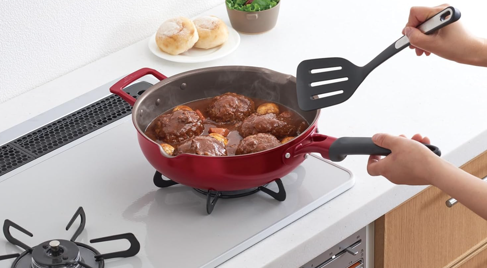 サーモスのマルチパン、揚げ・茹で・煮込みができて高コスパすぎるって