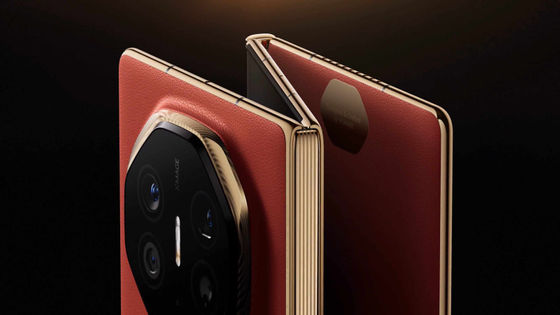 世界初の三つ折りスマホ「Huawei Mate XT」が中国以外でも販売されることが決定、価格はなんと55万円