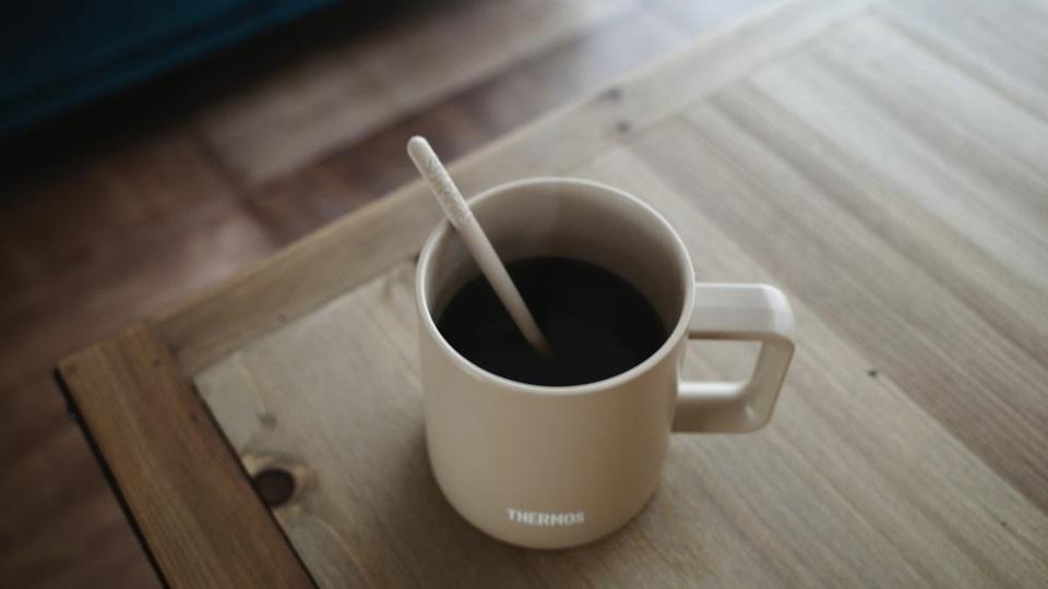 「黒ずみ汚れがつきにくい」サーモスのマグ。お手入れラクラクでコーヒー好きの救世主