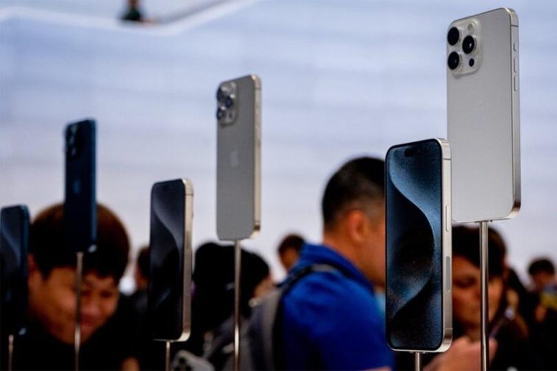 まだまだ出ないから…折りたたみiPhoneとやらを噂から想像してみる