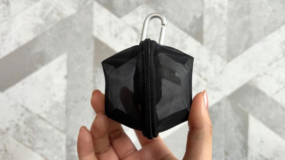無印良品の新作ポーチを使ってみたら、ちょうど良すぎるサイズ感に感激した
