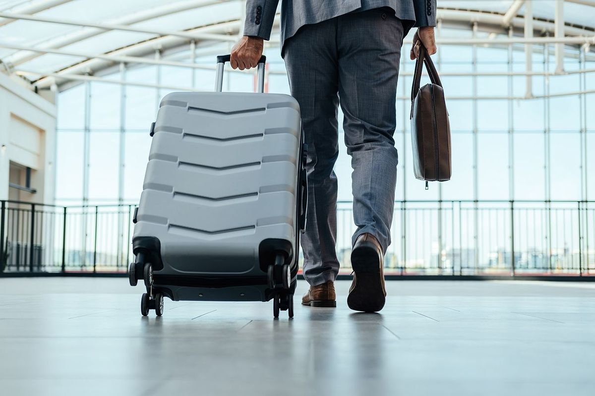 「移動する人は成功する」は本当か…「とりあえず海外に行け」と言う偉い人が知らない残酷な現実