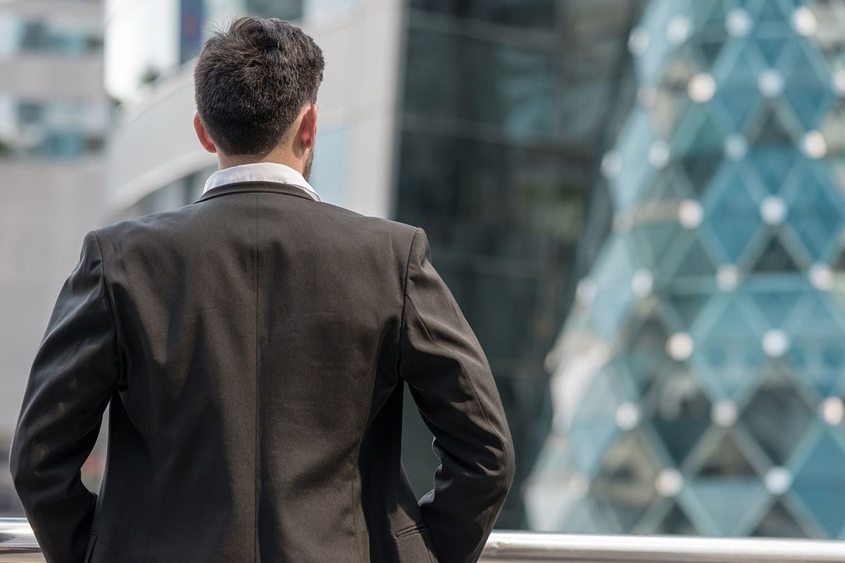 心理カウンセラーも驚いた…職場の人間関係に疲れて「ドライな人」になった男性の社内評価が爆伸びしたワケ