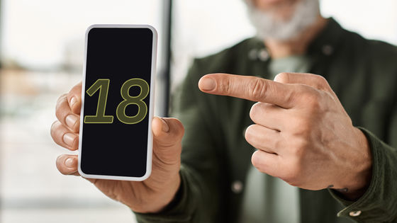 iPhoneのリリース戦略が「毎年秋」から「毎年秋・春」へ、iPhone 18 Proや折りたたみ式iPhoneは2026年秋登場でiPhone 18無印は2027年春か