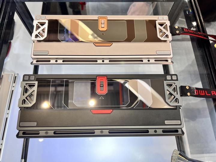 気分や作業で「打鍵感」を変えられる夢のようなキーボードケース