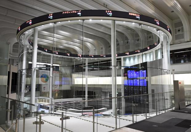 東証続伸、371円高 米EUの貿易摩擦緩和に期待