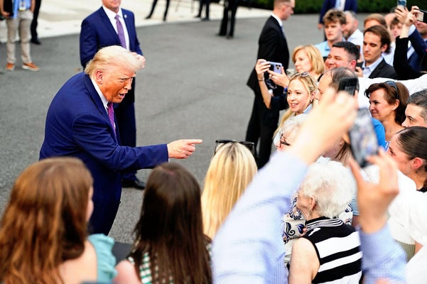 トランプ氏、輸入自動車の追加関税「近い将来引き上げるかも」…現在の25%から引き上げ示唆