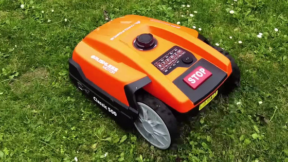 誰でも使えるオープンソースのDIYスマート芝刈り機「OpenMower」