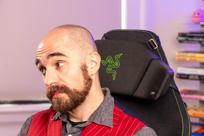 Razerのスーピーカーヘッドレストで脱ヘッドフォンなるか?
