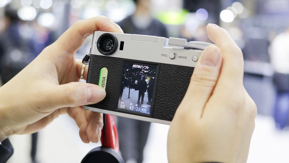 FUJIFILM「X half」を15分間レンタル。縦フレームにときめいた #CP+2026