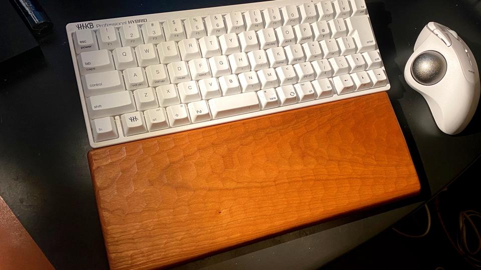 HHKB専用のパームレスト。キーボードカバーや携帯性など、付加価値がハンパない