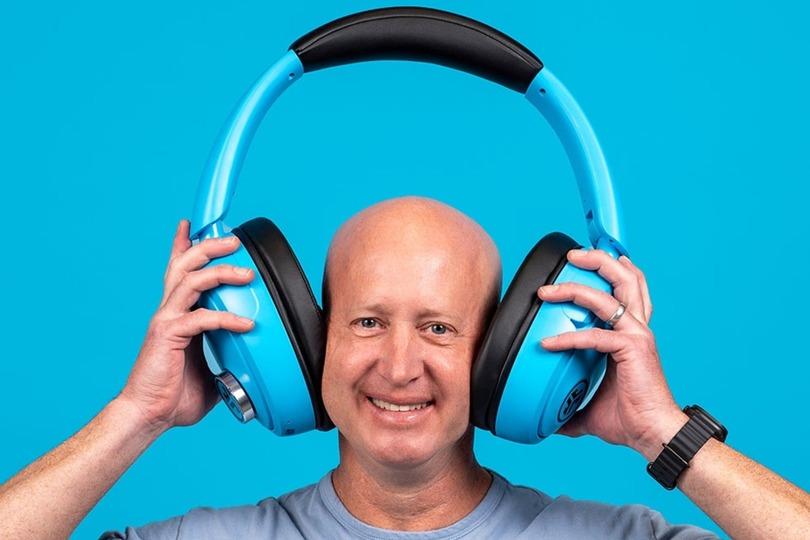 JLabが笑けるほど“バカデカイ”ヘッドホン出してきた