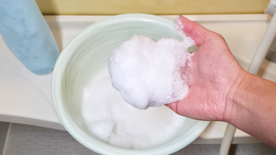 シャンプー前のストレス、減らせたかも。泡づくり特化の「バスシェイカー」