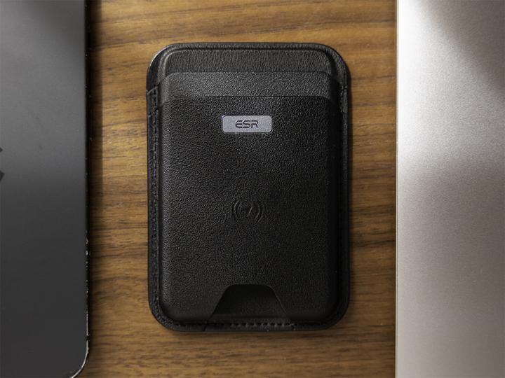 「家の中で財布をなくす」不治の病、ESRのカードケースが解決してくれた