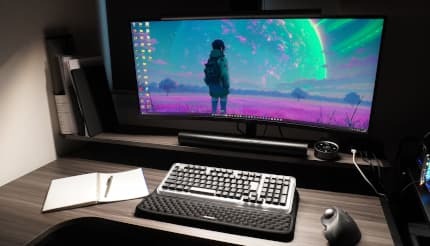 2万円超でも買う価値あり? ベンキューの最上位モニターライト「ScreenBar Halo 2」の実力を検証