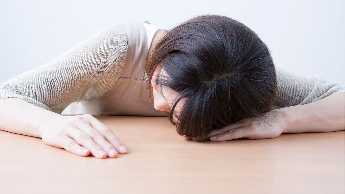 「遺族年金、これだけ…?」65歳専業主婦、年金事務所で思い知った厳しい老後。夫急死で崩壊した〈月22万円の年金生活〉【CFPが解説】